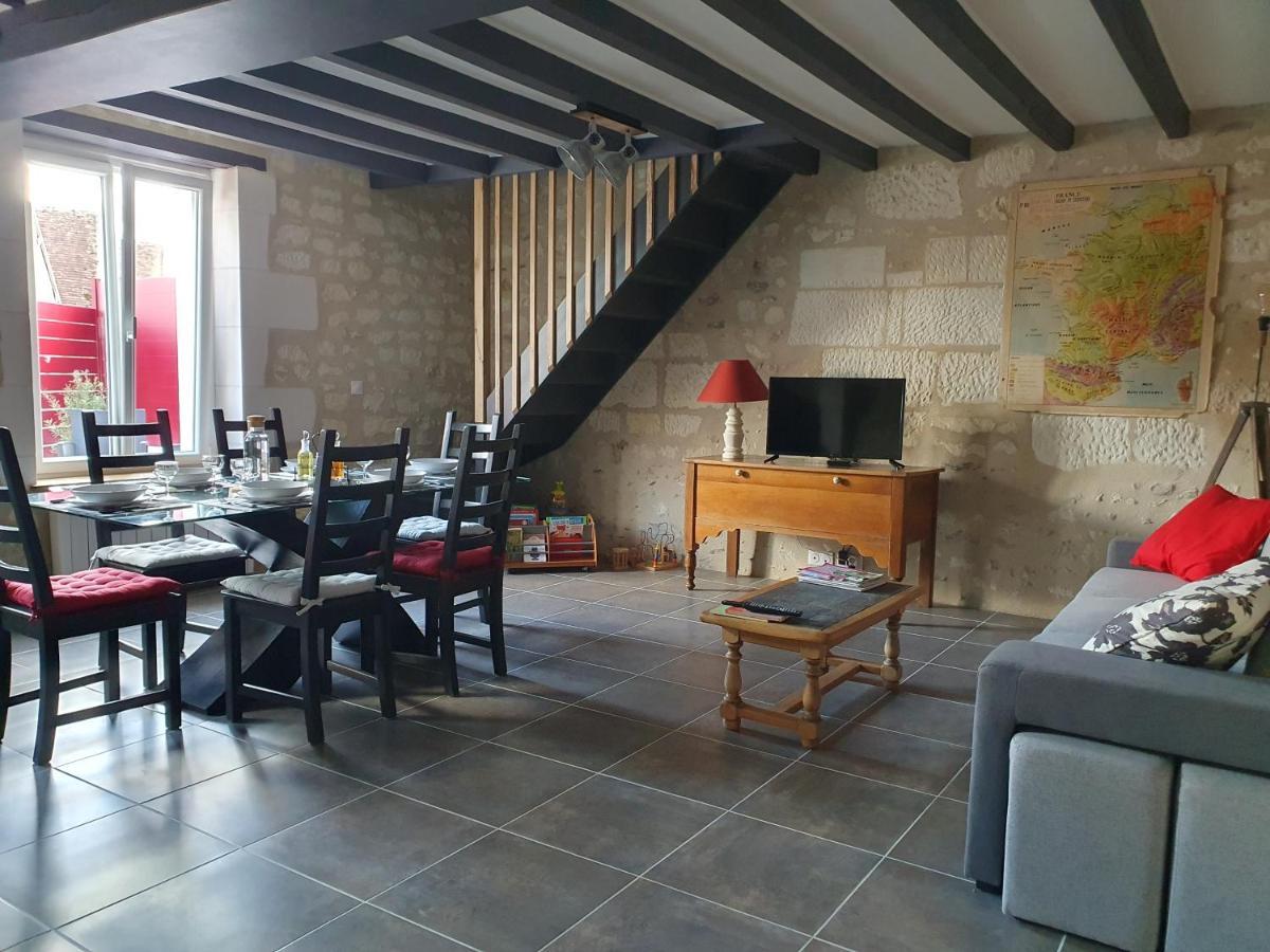 Gite De La Guernouille Lucay-le-Male ภายนอก รูปภาพ